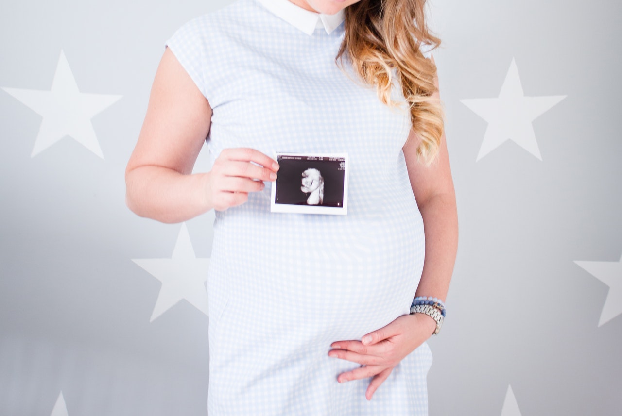 femme enceinte photo echographie